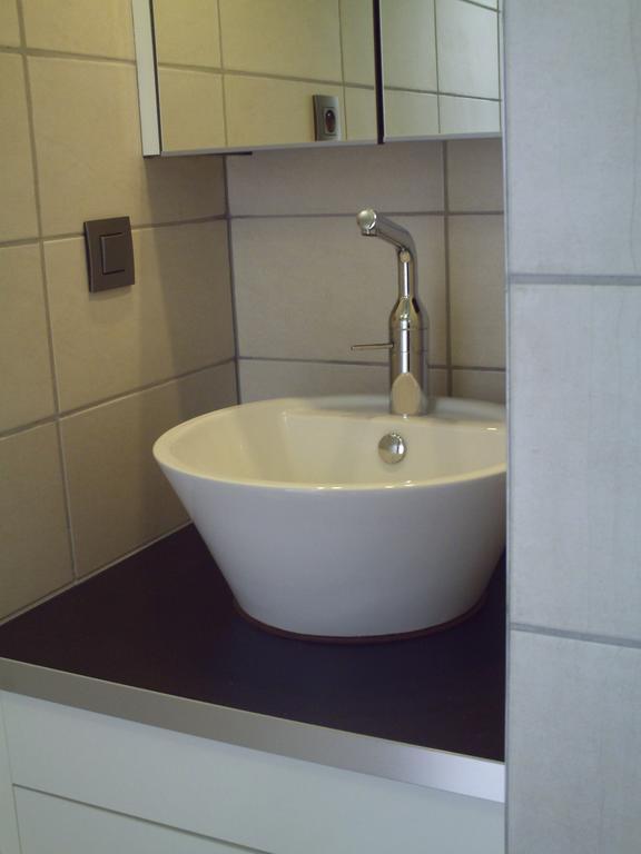 Apartment Capitalcondos 니노베 객실 사진